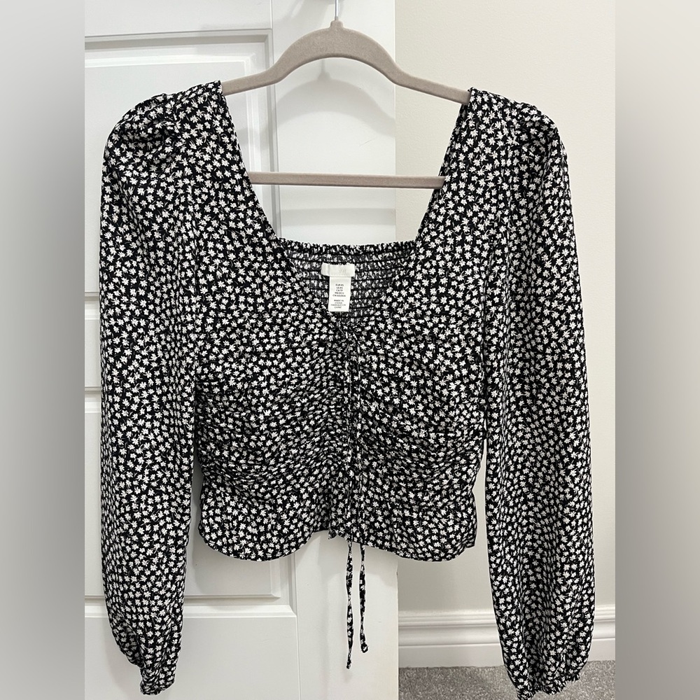 H&M Floral Black and White Long Sleeve Blouse